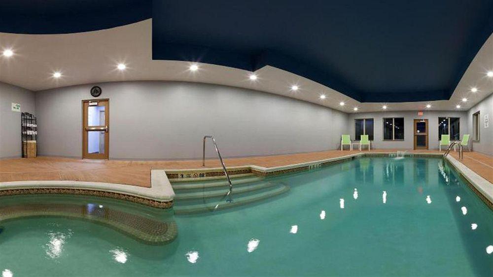 Express & By Ihg Hotel