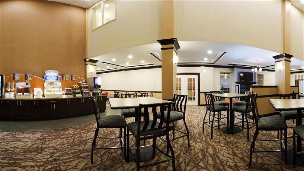 Express & By Ihg Hotel 3*