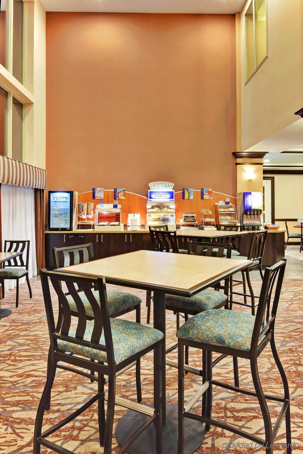 Hotel Express & By Ihg 3*