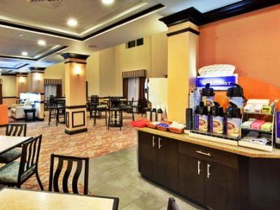 Hotel Express & By Ihg