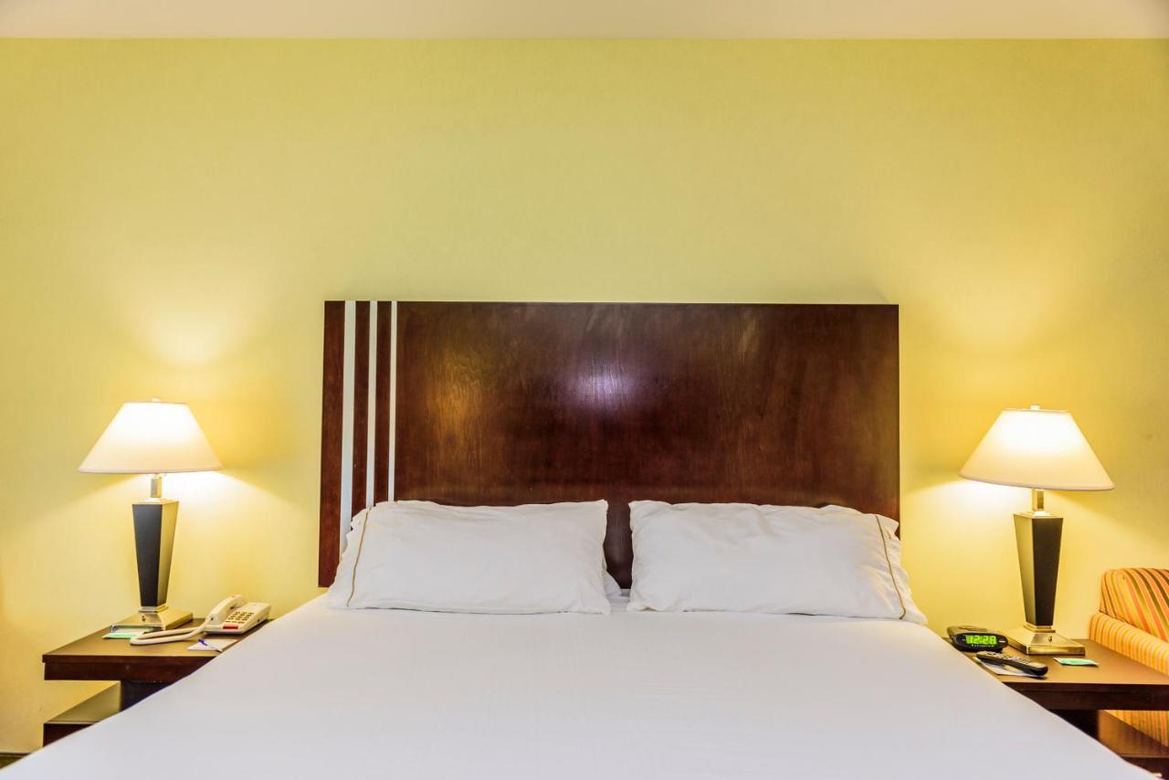 Holiday Express & By Ihg 3* Hamburg