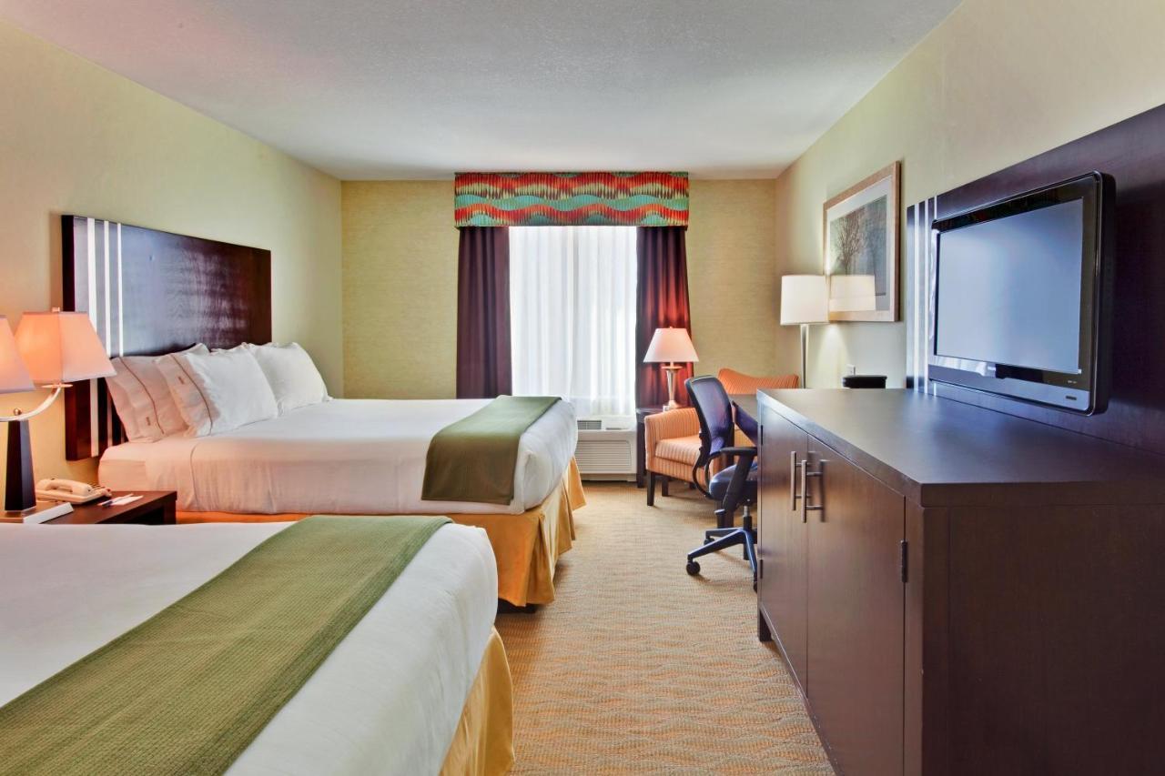 Express & By Ihg Hotel 3*